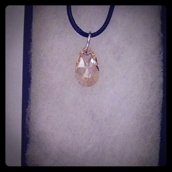 Jewelry - Daffodil Gold Crystal Teardrop Necklace